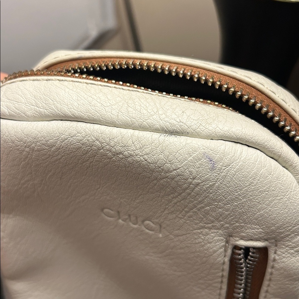 CLUCI Small Sling Vegan Leather Crossbody - Picture 13 of 15